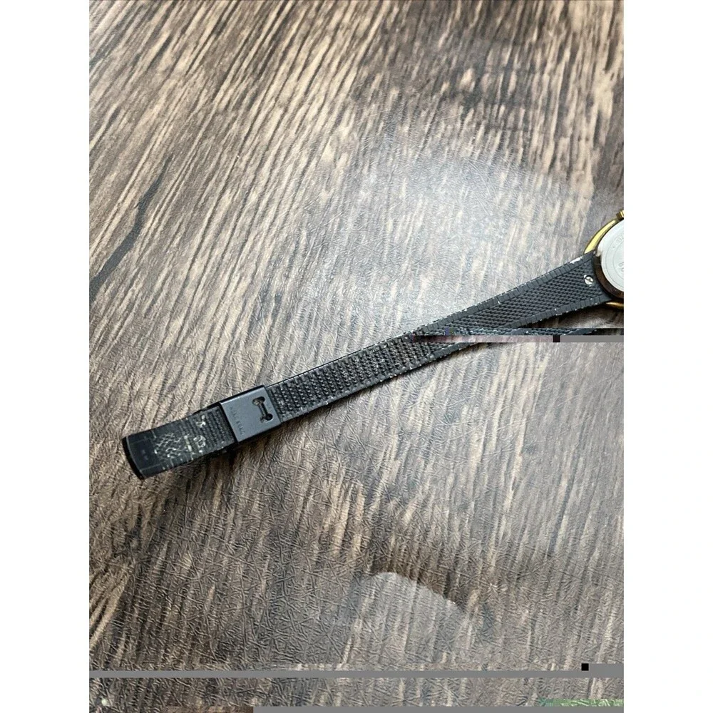 Timex Women's Watch Unique gold bevel. Working, New Battery Black Metal Band